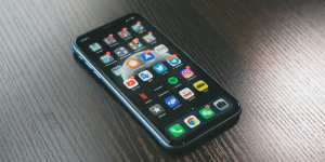 Internet-Addiction-Notifications-On-Phone