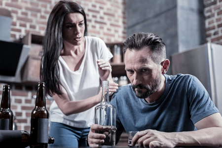 Alcohol & Depression | Link Between Alcohol & Depression