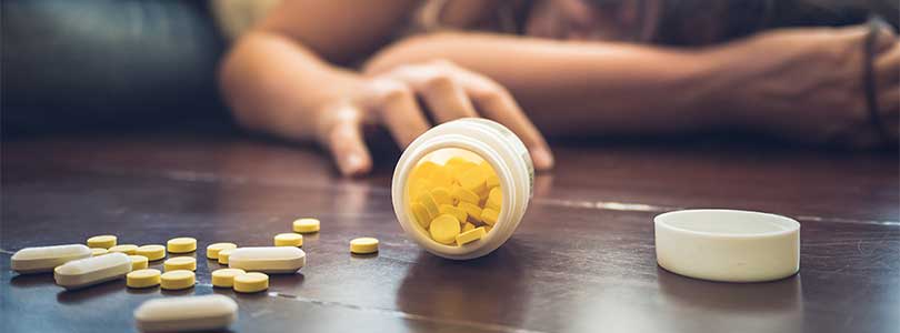 an-aimage-of-a-woman-who-has-given-in-to-her-opioid-addiction